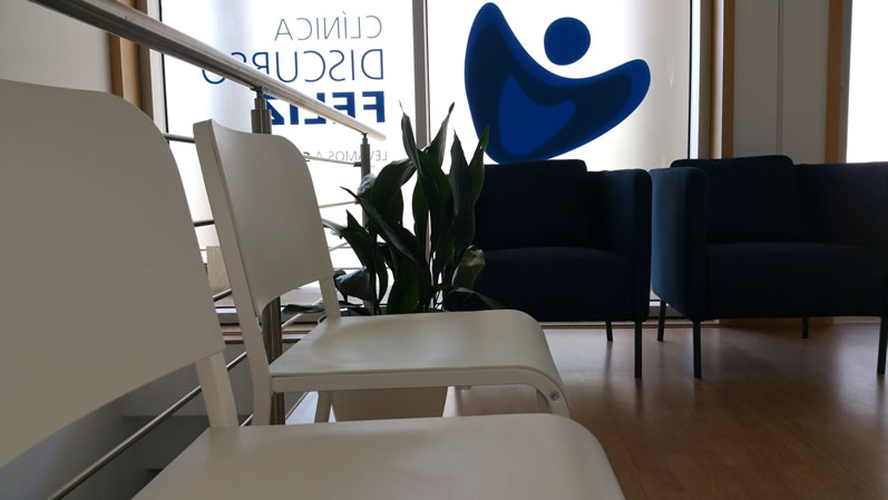 Clinica-discurso-feliz-sala-de-espera